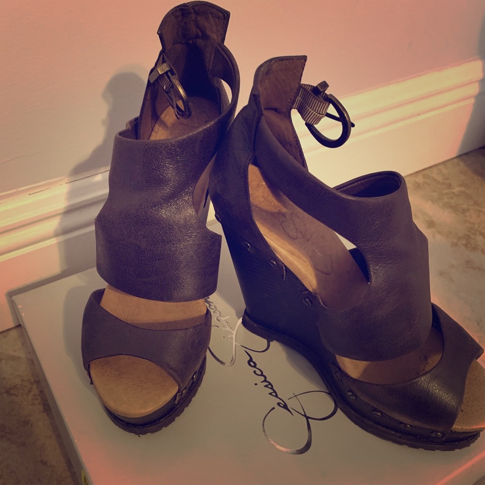 Jessica Simpson brown wedges
